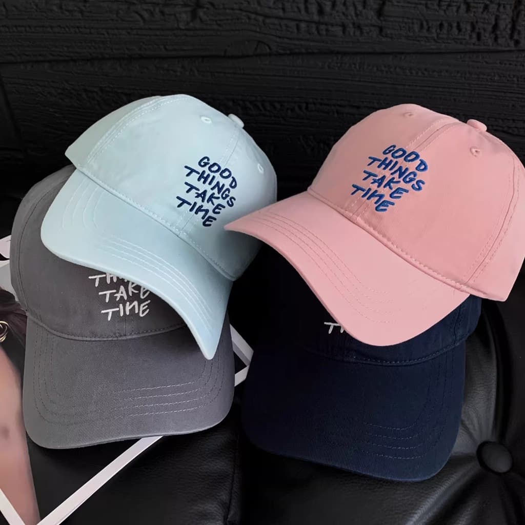 หมวกแก๊ปปัก GOOD THINGS TAKE TIME หมวกเบสบอล Unisex 6 สี ปรับขนาดได้ รูปที่ 7