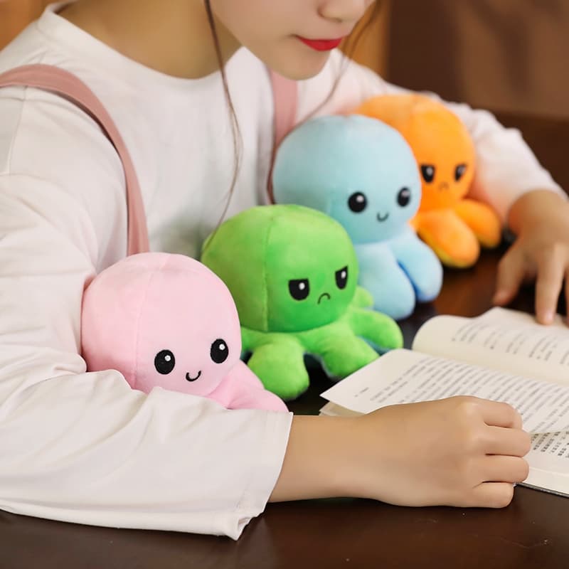 ตุ๊กตาปลาหมึก ของเล่นตุ๊กตา 20 ซม ตุ๊กตา ตุ๊กตาปลาหมึก ตุ๊กตาปลาหมึกเปลี่ยนอารมณ์ เปลี่ยนหน้า หมึกสองหน้า ตุ๊กตาสัตว์น รูปที่ 4