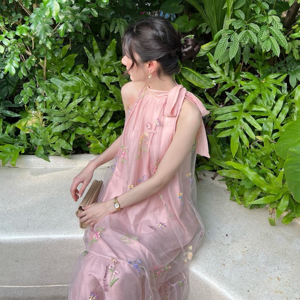 Lady Camelia Dress - Miidaผ้าใหม่หนาขึ้นผ้าเวลปักน่ารักมากๆ รูปที่ 3