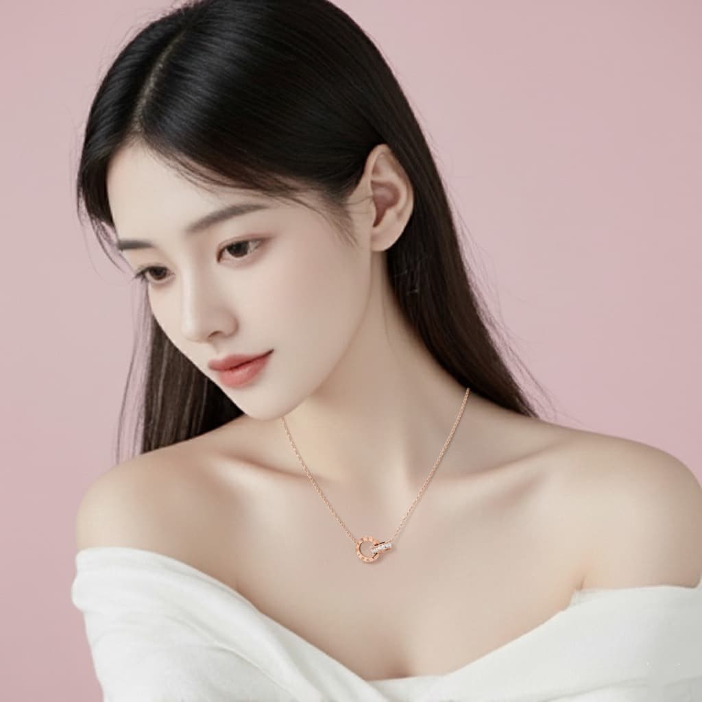 CozzySayido สร้อยจี้แบบแหวนคล้อง เพชรรอบวง สลักเลขโรมัน สวยเก๋ ทนน้ำหอม แข็งแรง ไม่ขาดง่าย รูปที่ 4