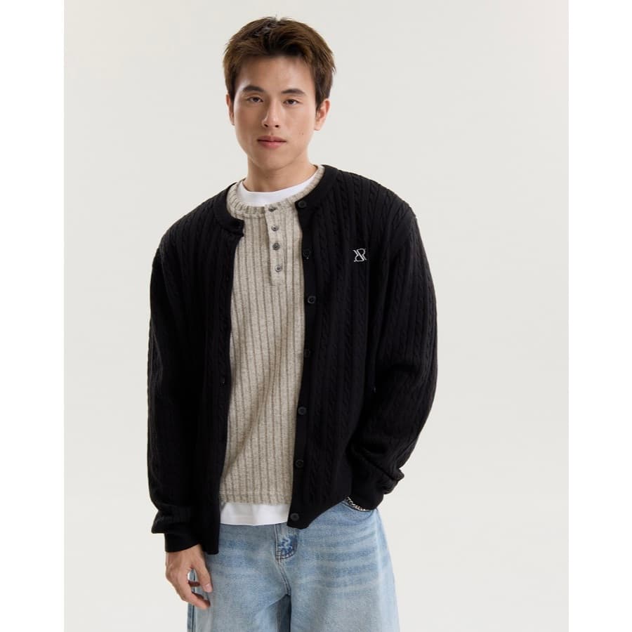 REEVE TWIST CARDIGAN - เสื้อคาร์ดิแกนถัก ผ้าKnit รูปที่ 4