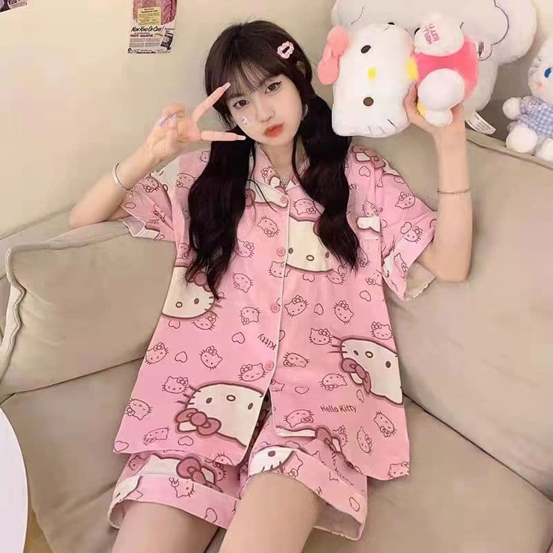 H-apparel shop ชุดนอนผู้หญิงลายการ์ตูนน่ารัก มีปก ประกอบด้วยเสื้อแขนสั้นและกางเกงนอน คุณภาพดี สวมใส่สบาย โปรโมชั่นพิเศษ รูปที่ 5