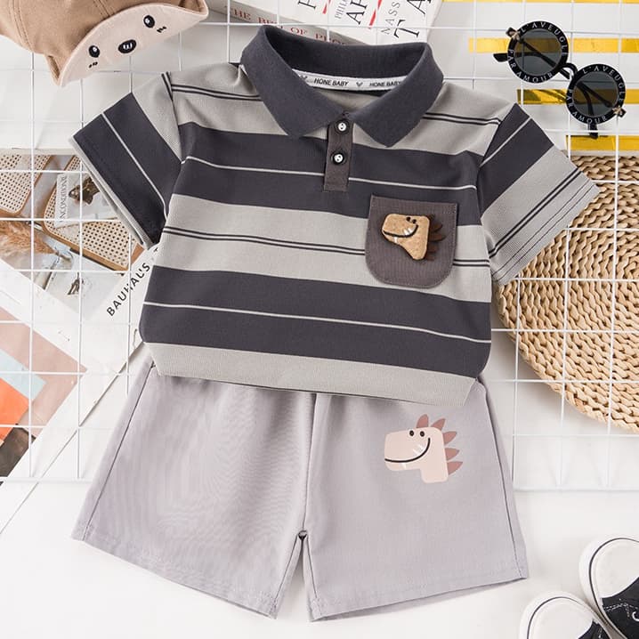 Babyonline 2K5 ชุดเซ็ตเสื้อคอปกกางเกงขาสั้นสุดเท่สำหรับเด็กผู้ชาย ผ้านิ่ม ระบายอากาศได้ดี รูปที่ 3