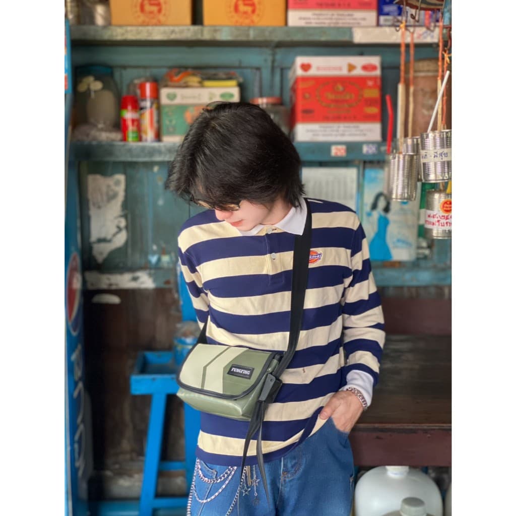 กระเป๋าสะพายข้าง แถมฟรีดันทรงเต็มใบ รูปที่ 9