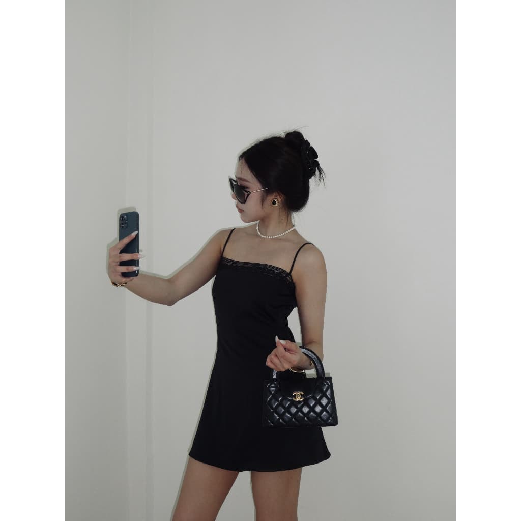 LE DOS - Hailey Mini Dress เดรสสั้น สายเดี่ยวลายลูกไม้ รูปที่ 3