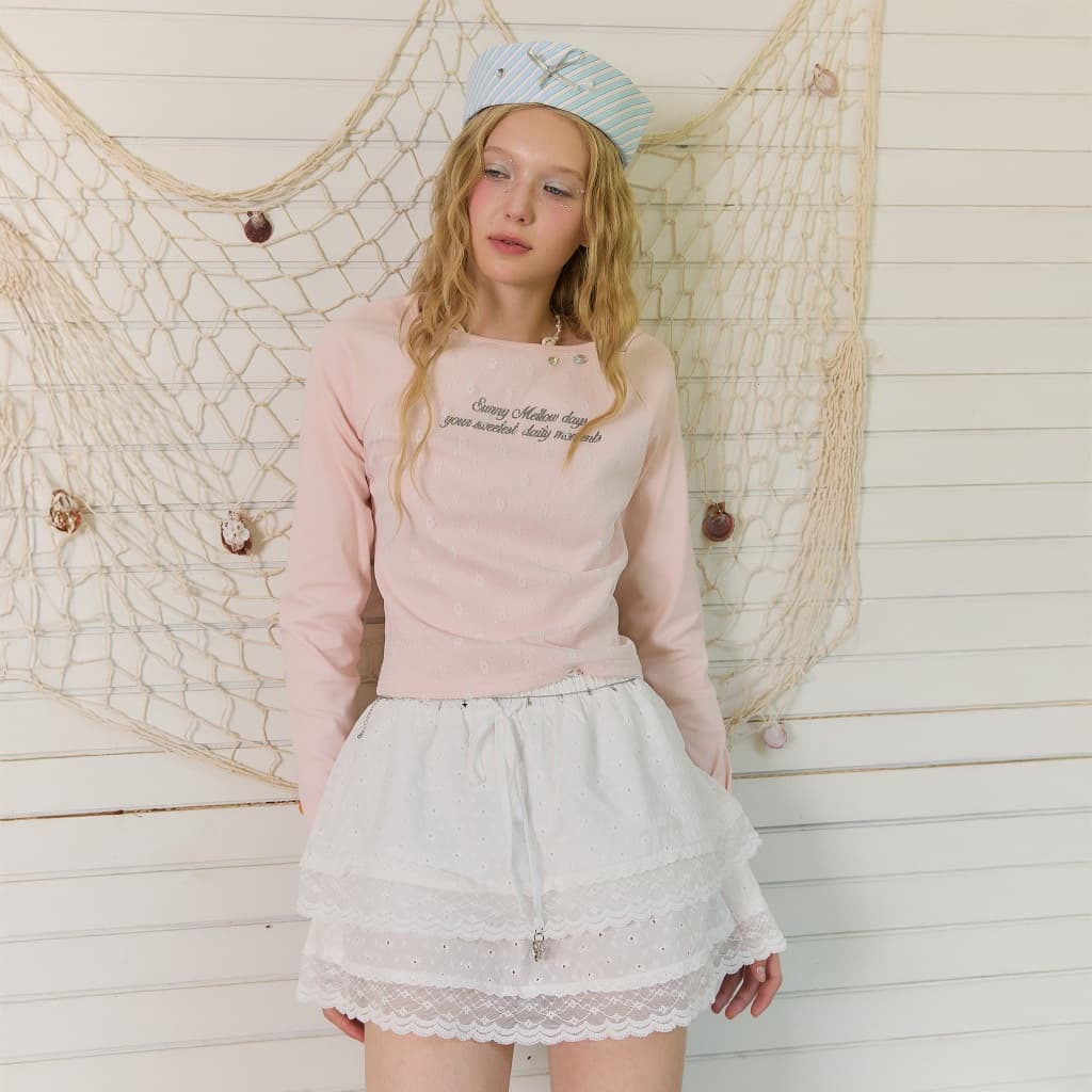 DAILYLOOK.SM --- Lila skirt กระโปรงสั้นผ้าลูกไม้สุดคิ้วท์ ดีไซน์ระบาย 2 ชั้น รูปที่ 4