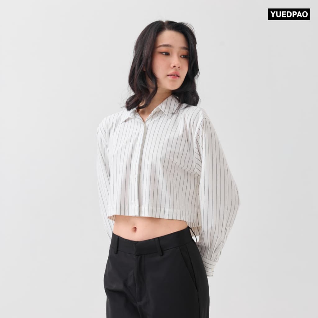 Yuedpao Ultimate Stretch Stripe - Women's Chalk Stripe Crop Long Sleeve Shirts เสื้อเชิ้ตครอปลายทาง แขนยาว เสื้อเชิ้ต รูปที่ 8