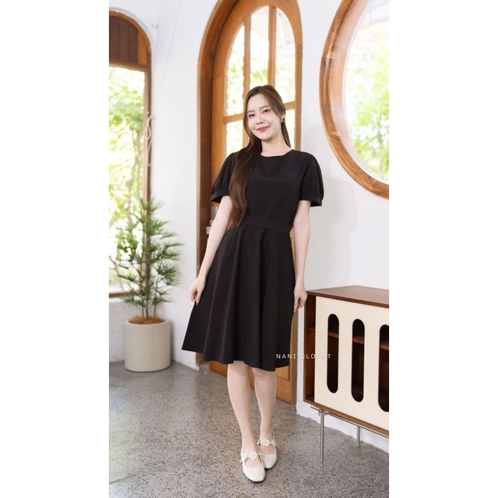 รวมเดรสทำงานสีดำล้วน Nani Closet ใส่ออกงาน สวย Forever รูปที่ 8