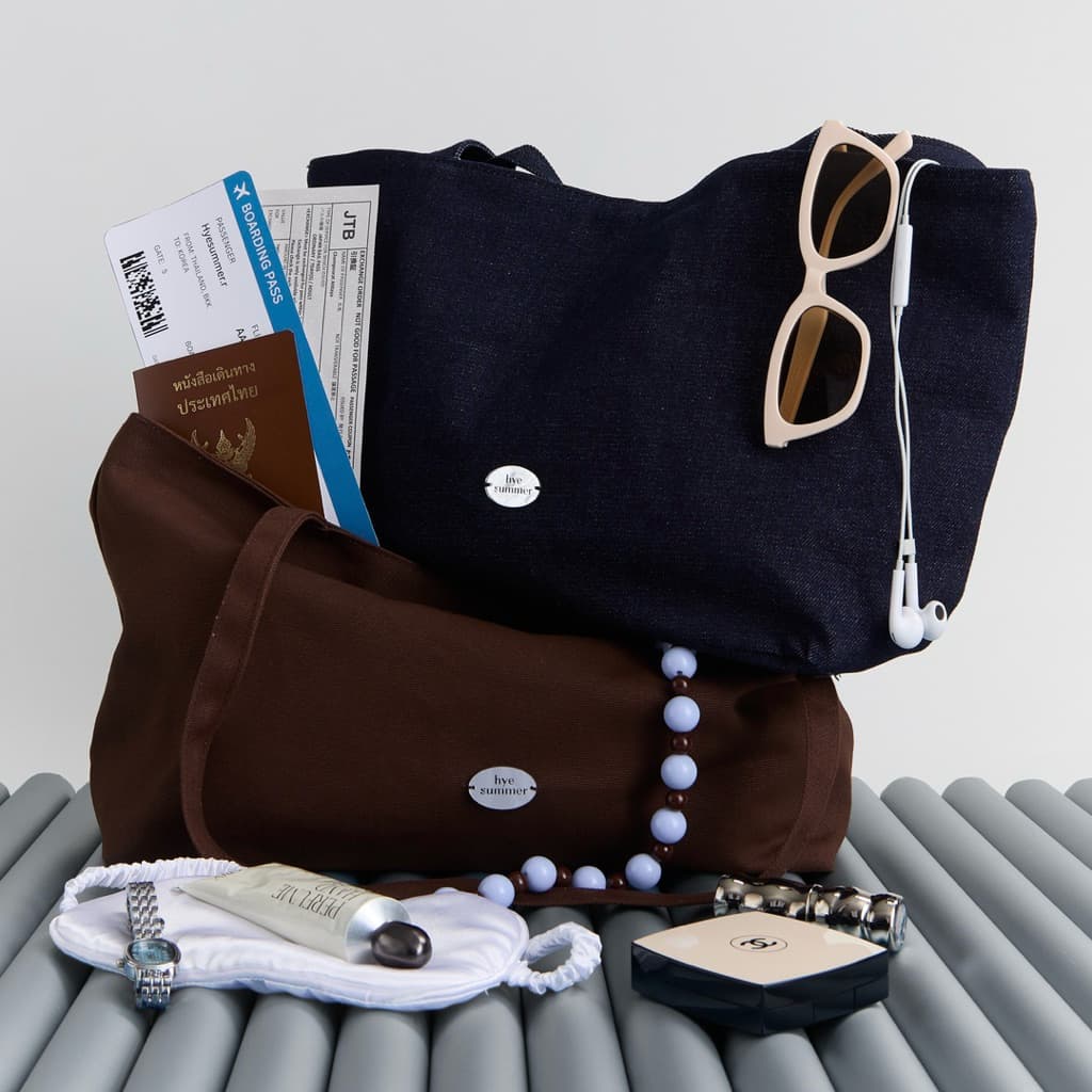 cloudy bag - Hyesummer.r กระเป๋าผ้าแคนวาส รูปที่ 1