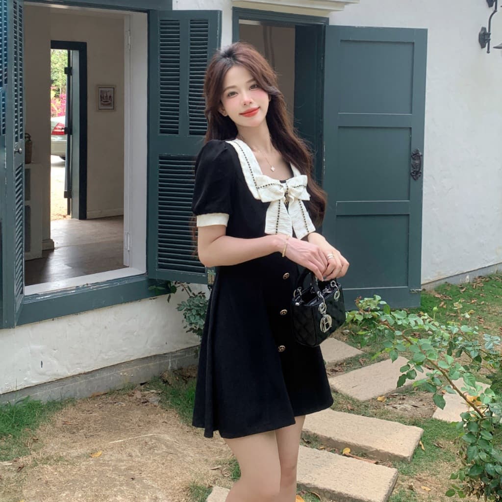 Hotgirl ชุดเดรสผู้หญิง มินิเดรสน่ารัก ชุดผู้หญิงสีดํา แต่งโบว์แขนสั้น คอเหลี่ยม สไตล์เฮปเบิร์น รูปที่ 7