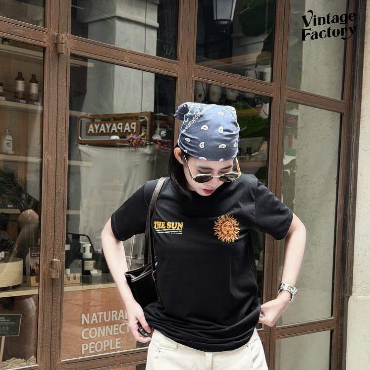 VINTAGE FACTORY เสื้อยืด Cotton100% THE SUN - เทคนิคซิลค์สกรีน สีจมลงเนื้อผ้าติดแน่นทนนาน รูปที่ 1
