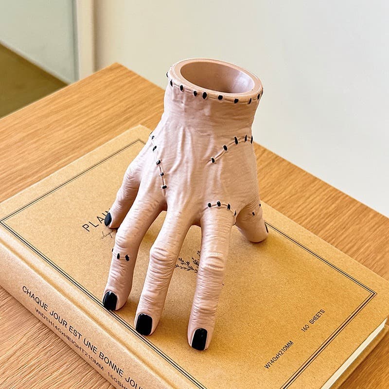 diy50 ที่ใส่ปากกา ของตกแต่ง แต่งร้าน แต่งบ้าน มือเวนส์เดย์ ของฝากตลก แกล้งคน รูปที่ 1