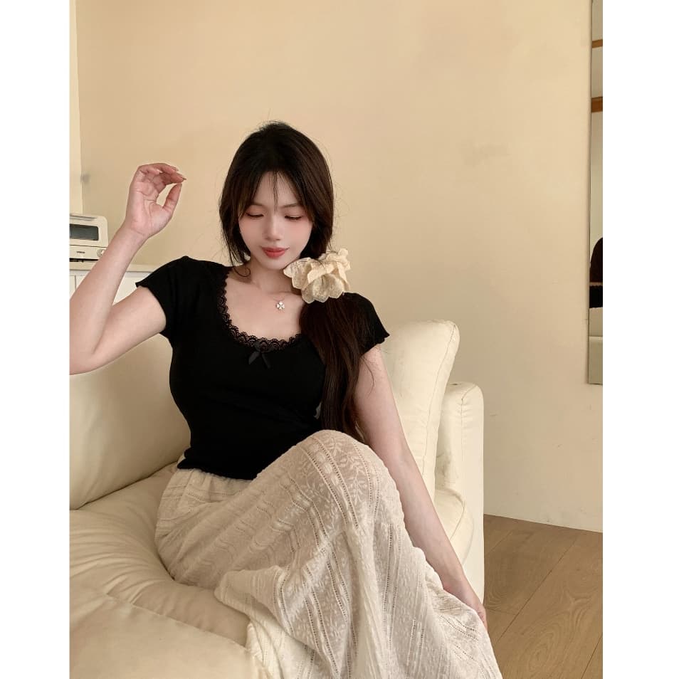 Hotgirl จากกทม เสื้อยืดแขนสั้นคอกลมลายลูกไม้สีขาวสำหรับผู้หญิง Y2Kเสื้อครอปทรงเข้ารูป รูปที่ 7