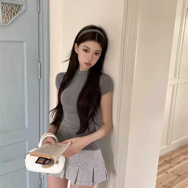 KUMI กระโปรงพลีตสั้น มีซับใน เอวต่ำ mini skirt กระโปรงทรงเอก สำหรับนักศึกษา เซ็ซี่แฟชั่นผู้หญิ ไปเที่ยว Y2K รูปที่ 3