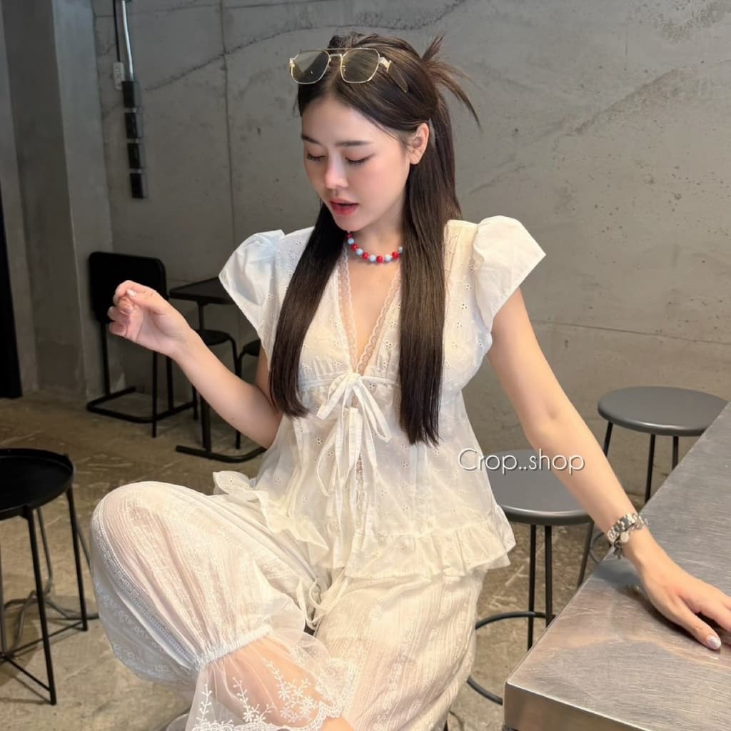 crop..shop เสื้องานสวย ดูดีงานมาเเรง ผูกได้งานฮิต เลิศหรูคุณหนูมาก ใส่ง่ายดูดีใส่ได้กับทุกลุคจ้า รูปที่ 2