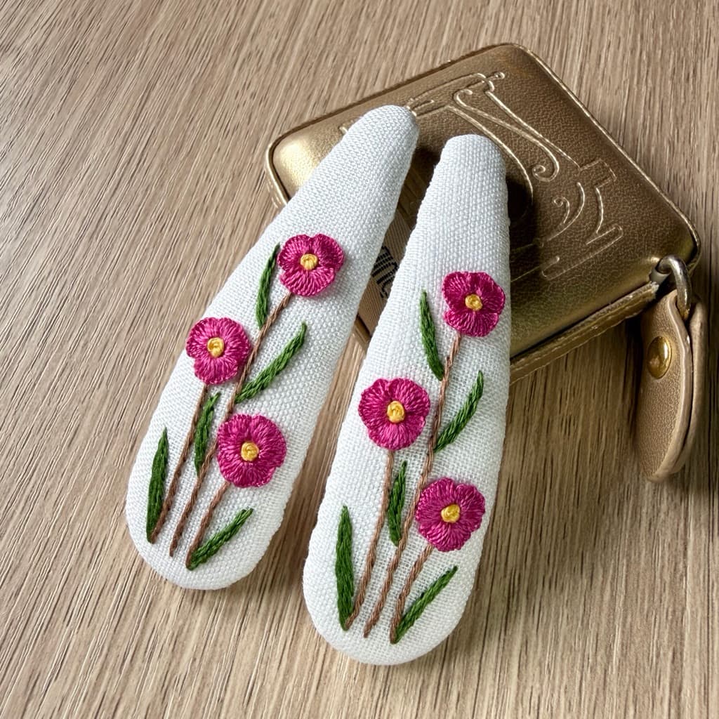กิ๊บติดผมปักมือลายดอกไม้น่ารัก งานhandmade ขนาด 7 cm รูปที่ 6