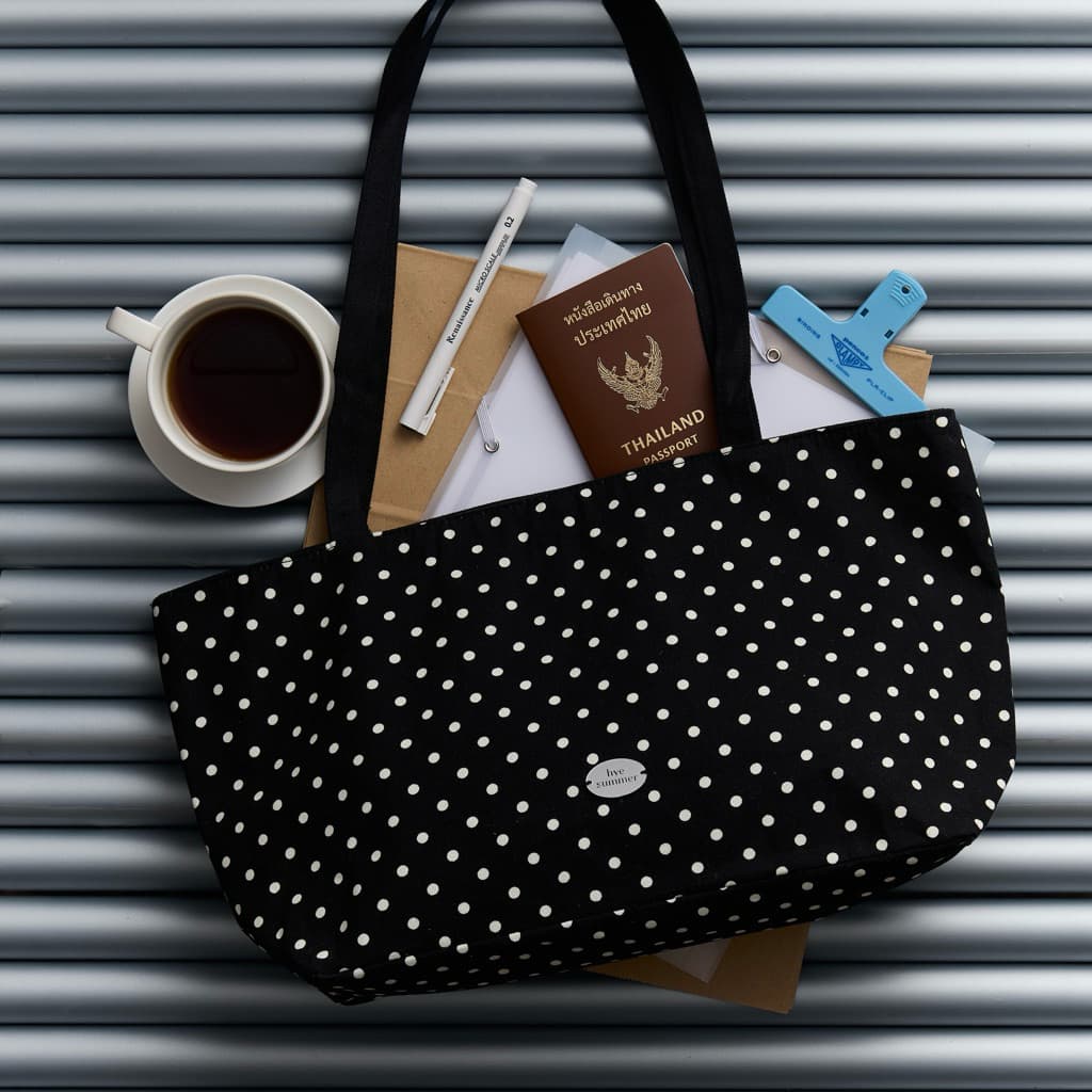 cloudy bag - Hyesummer.r กระเป๋าผ้าแคนวาส รูปที่ 6