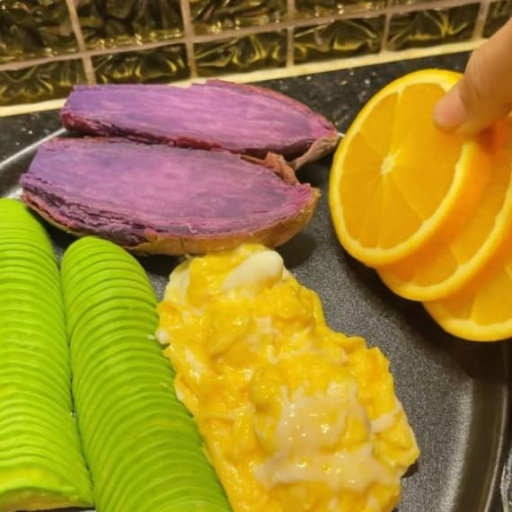 Oishi-Fresh มันหวานเพอเพิ่ล ปลูกไทย 1 กก. 3-4 หัว ปลอดสารพิษ รสชาติหวาน หอม สด ใหม่ หวานออร์แกนิด เคลมได้ 1-2 วัน รูปที่ 9