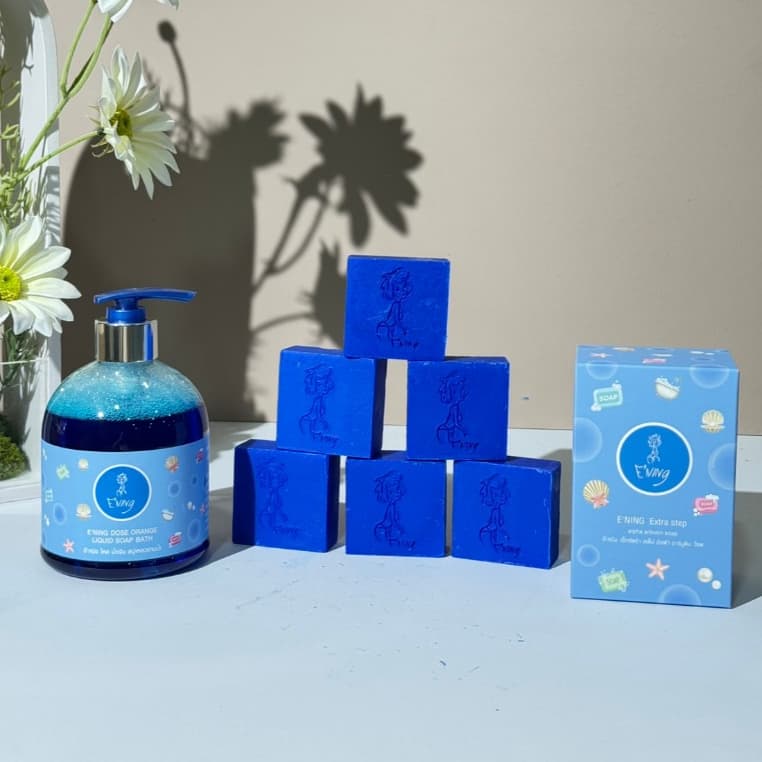 E'ning เซตสบู่ Blue ALPHA ARBUTIN SOAP 65ก. 6 ก้อน+E'ning อาบน้ำสบู่เหลว #Blue 500ml รูปที่ 2