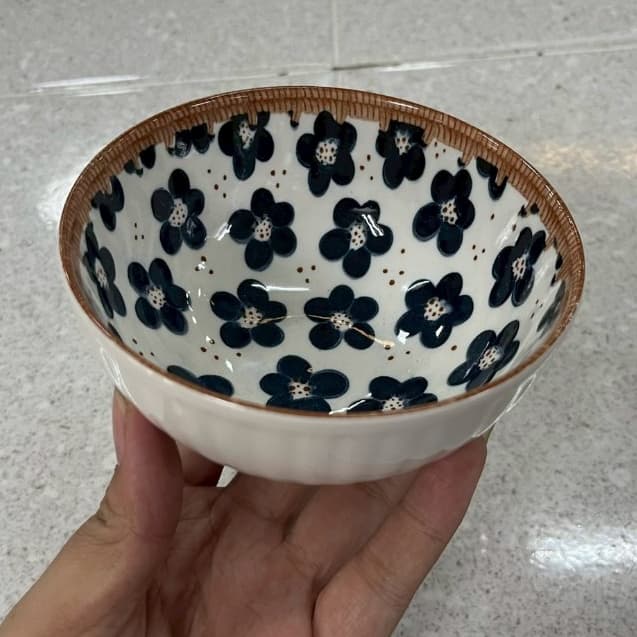ถ้วยเซรามิก 4.5 นิ้ว ถ้วยน้ำจิ้ม ถ้วยซุป ลายดอกบ๋วย ทำจากเซรามิกเนื้อดี เข้าไมโครเวฟได้ รูปที่ 1