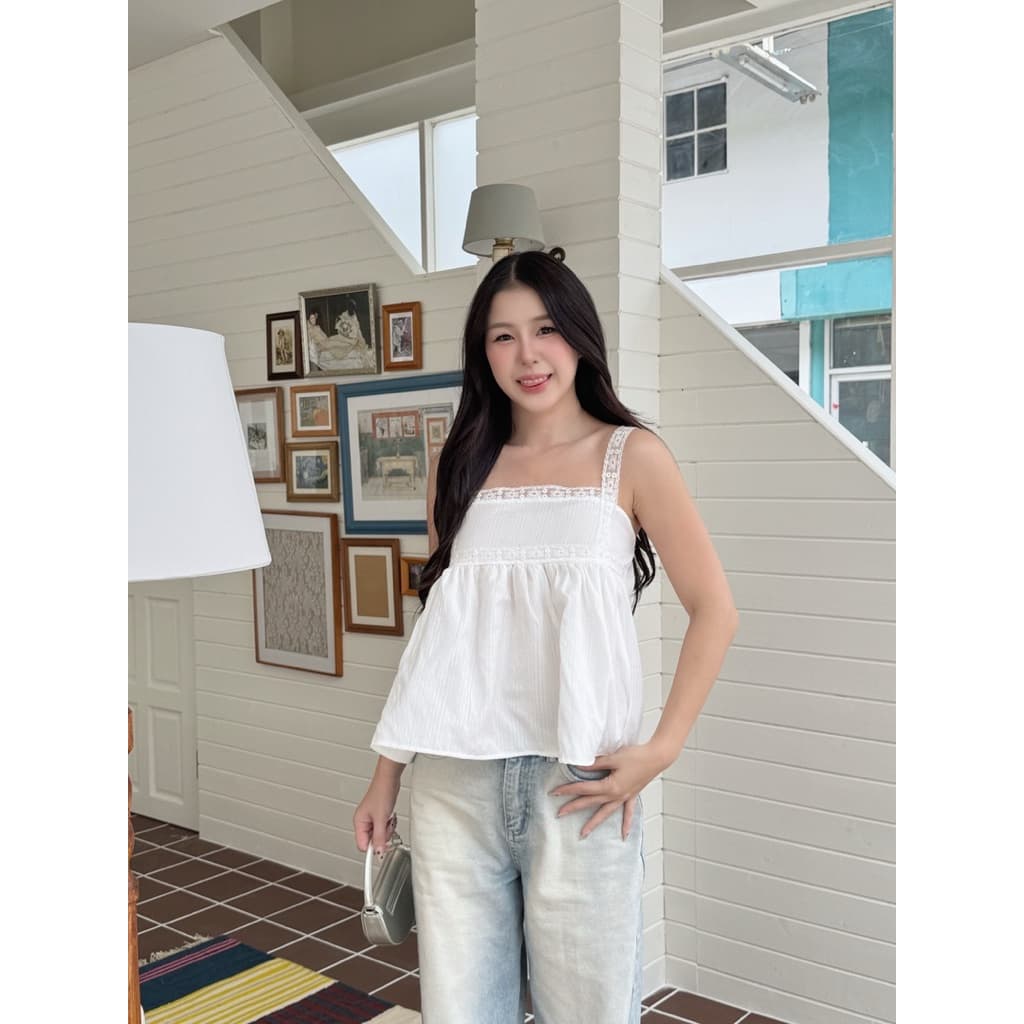 เสื้อสายเดี่ยวแต่งสายลูกไม้ สม็อคหลัง -nuttm / VB0681 รูปที่ 7