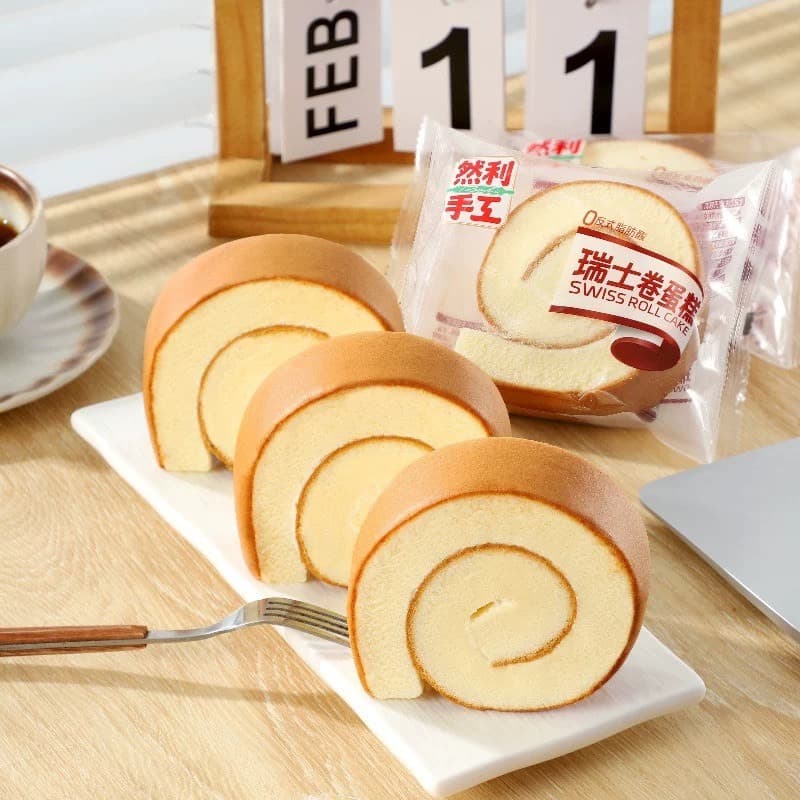 เค้กโรลรสนม Roll Cake 85g รูปที่ 2