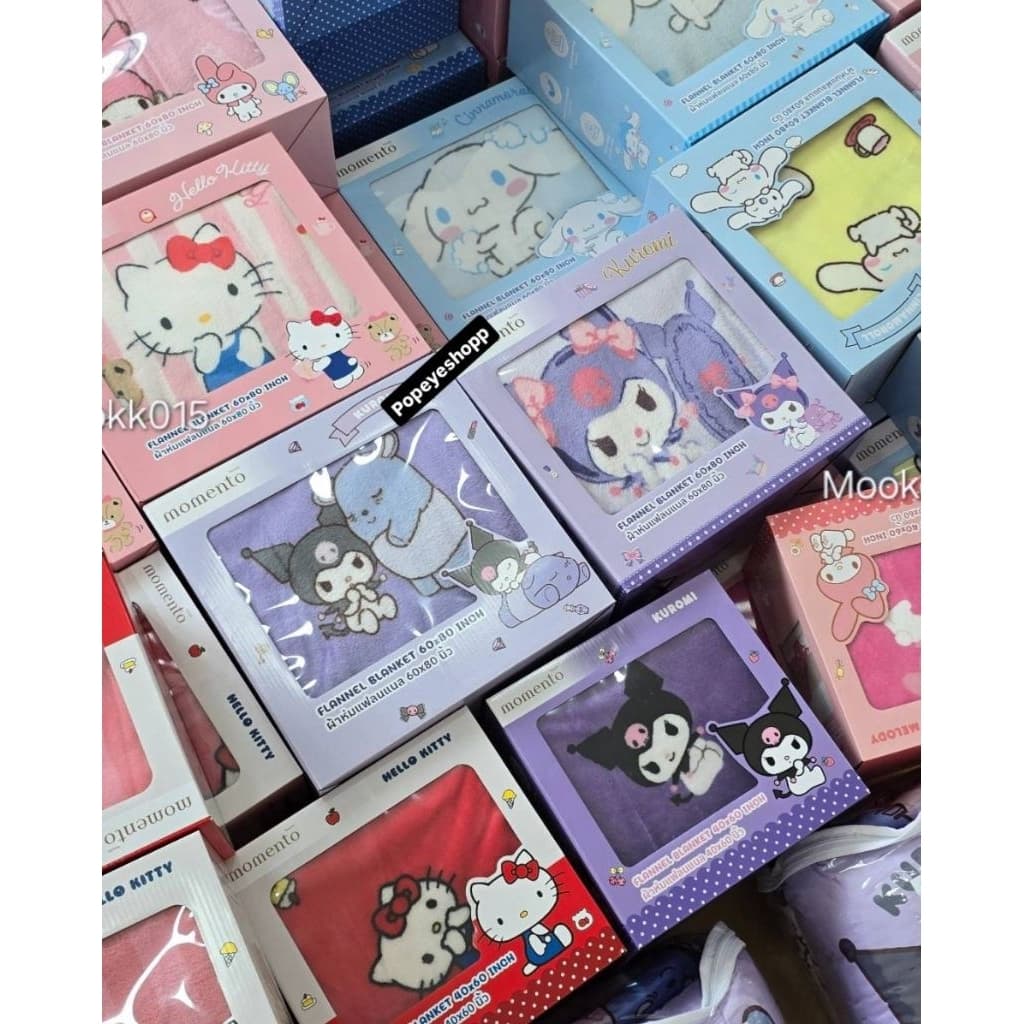 ส่งด่วนผ้าห่ม Momento x Sanrio ของแท้ ลายการ์ตูน คิดตี้ ชินาม่อน มีหลายลาย ขนาด 40*60 และ 60*80 โปรดอ่านก่อนสั่งซื้อ รูปที่ 1