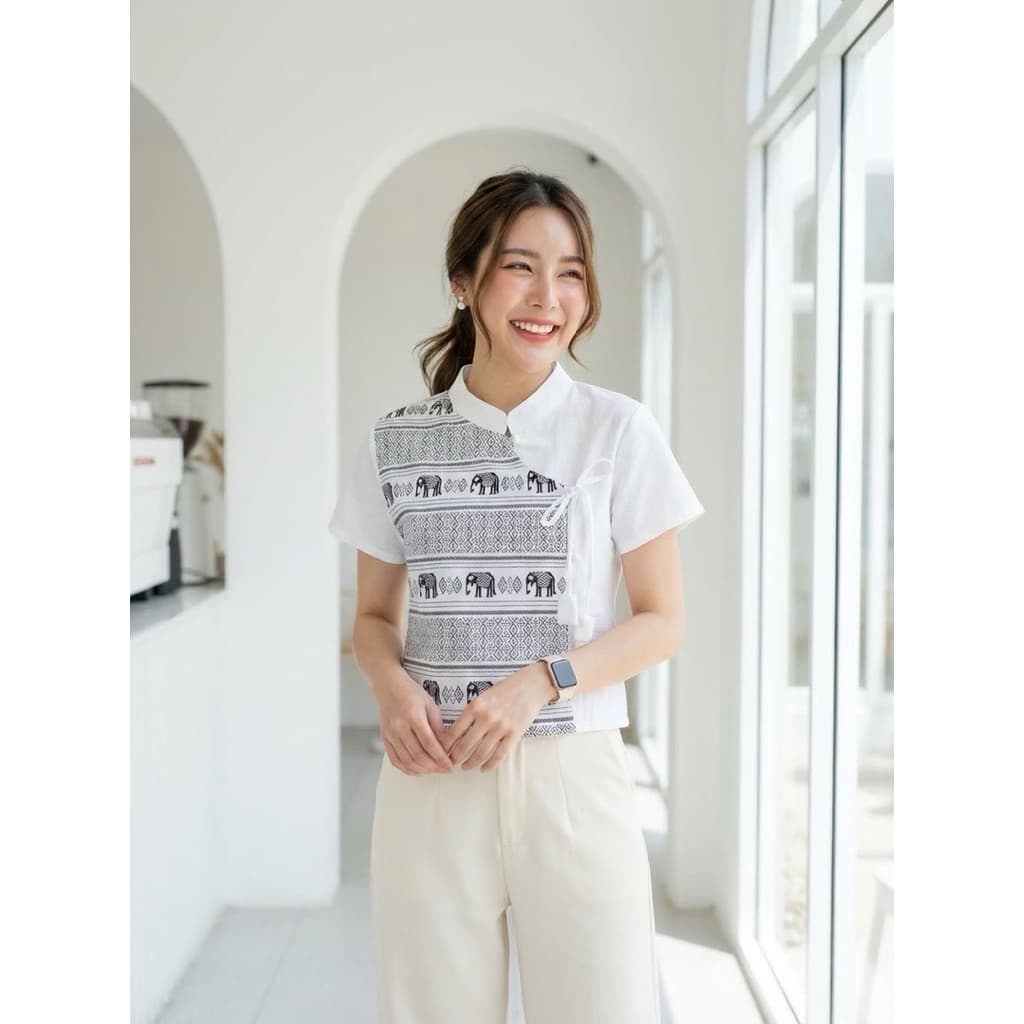 เสื้อพื้นเมืองผู้หญิงคอจีนผูกโบว์ ลายทูโทนแต่งผ้าลายช้าง รูปที่ 5