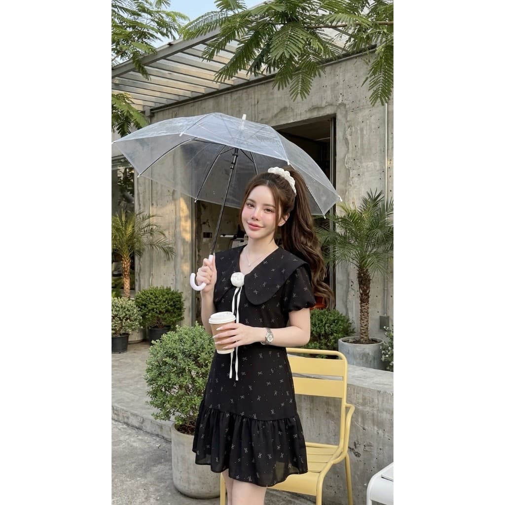 เดรสชายระบาย ติดดอกไม้ด้านหน้า สีดำ มี 2 ลาย รูปที่ 8