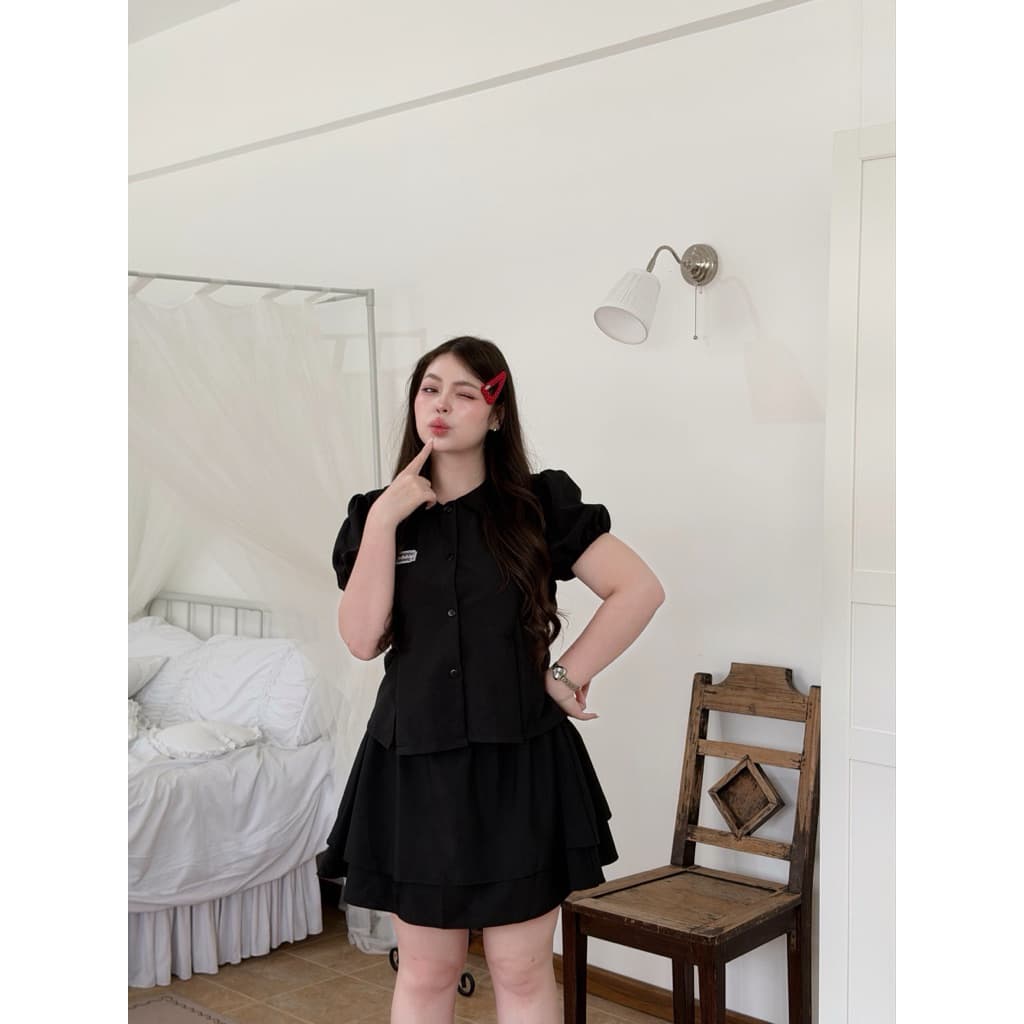 LindaaPlus-- ชุดเซ็ต 2 ชิ้นสาวอวบอ้วน เสื้อคอบัว+กระโปรงสั้นแต่งชั้นๆ เสื้อแต่งจีบมีเชือกผูกเอว เข้ารูปสวยมาก รูปที่ 9