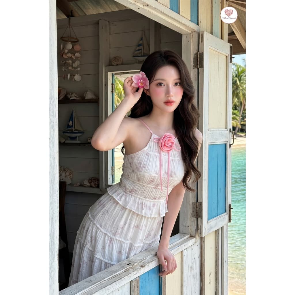 สีขาวชมพู Good Vibes Dress เดรสยาวสายเดี่ยว เข็มกลัดดอกไม้ ผ้าคอตตอนเนื้อนิ่มพิมพ์ลาย สายปรับระดับได้ รูปที่ 4