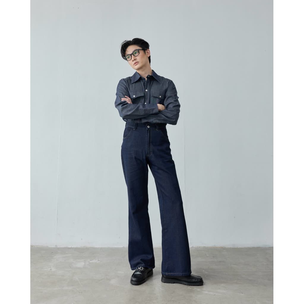 DUMB - The Flared Jeans กางเกงยีนส์ขาม้า รูปที่ 2