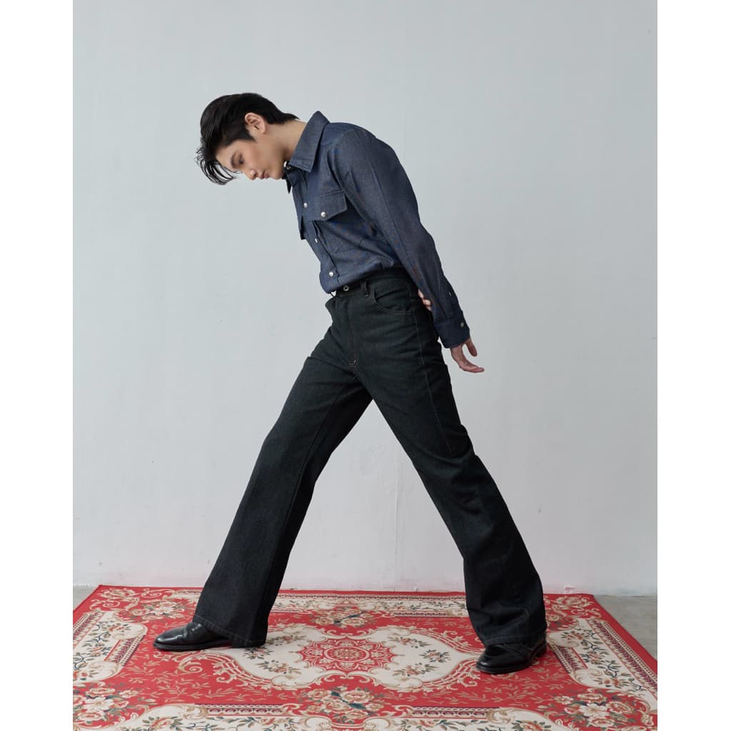 DUMB - The Flared Jeans กางเกงยีนส์ขาม้า รูปที่ 6