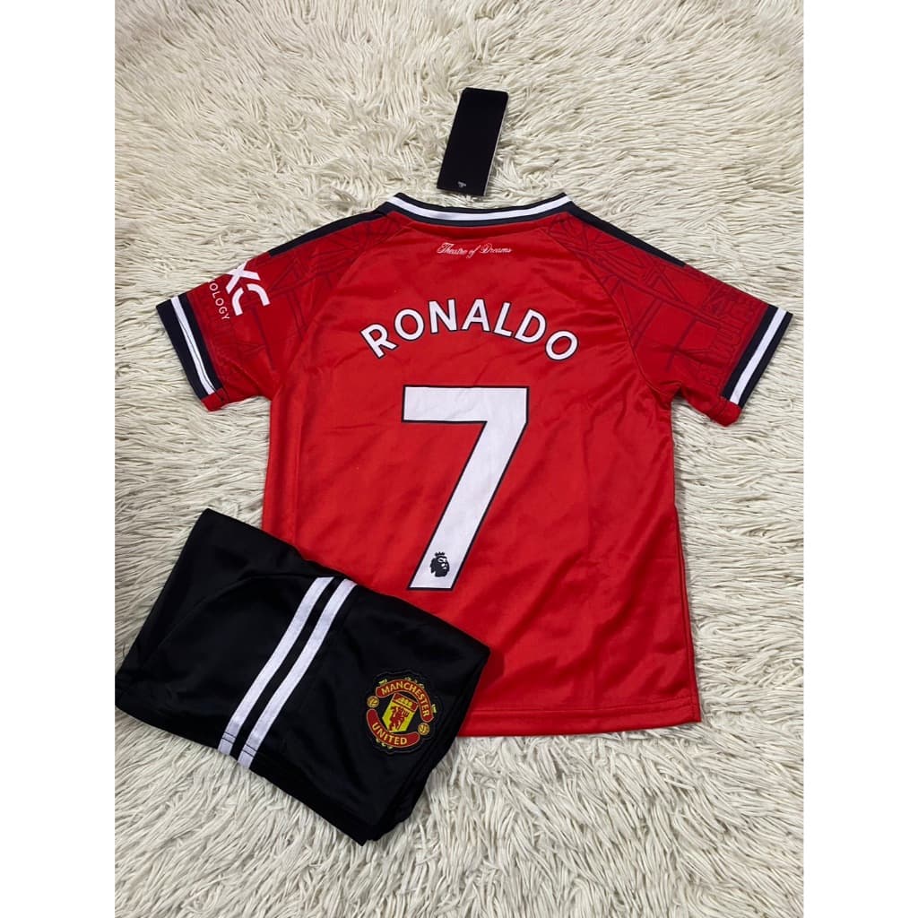 ชุดกีฬาเด็กทีมแมนยูไนเต็ดเบอร์7ชื่อโรนัลโด้ ปี2026ใหม่ล่าสุด เสื้อ+กางเกง รูปที่ 2