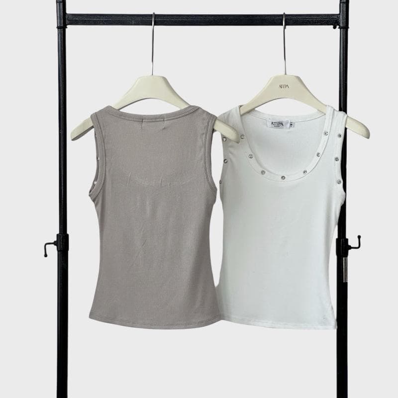 Atipashop - Alpha Loop Top เสื้อกล้ามตอกหมุด คอเหลี่ยม เก็บเนื้อรักแร้ ผ้ายืด ใส่สบาย รูปที่ 2