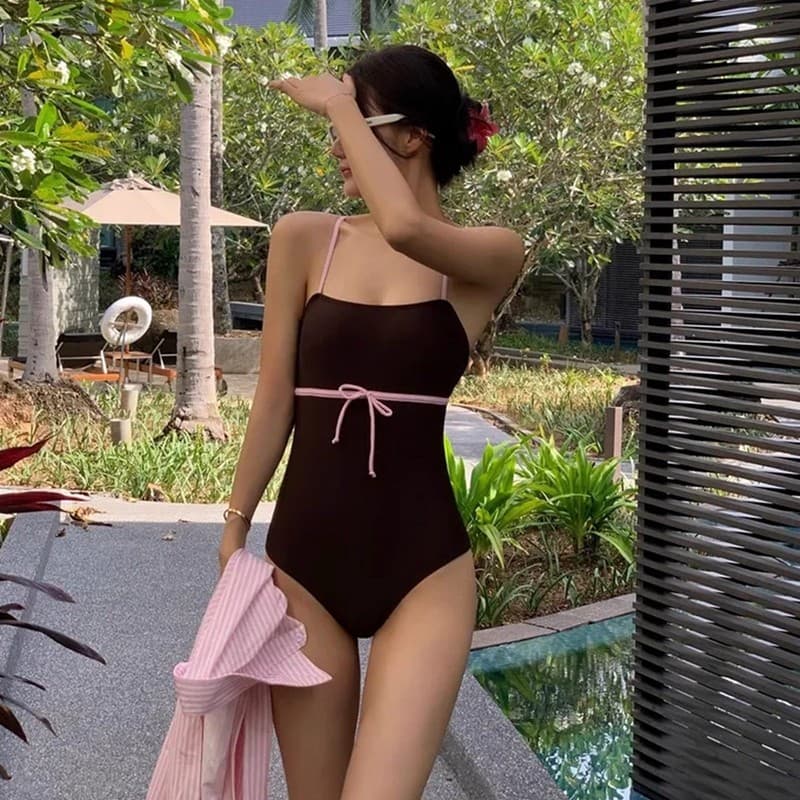 Hot.Bikiniชุดว่ายน้ำวันพีช ชุดว่ายน้ำสไตล์เกาหลีสำหรับผู้หญิง เซ็กซี่และเข้ารูป ทันสมัยและใช้งานได้หลากหลาย แห้งไว รูปที่ 9