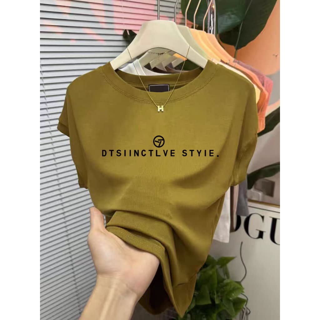 เสื้อยืดแขนกุดทรงเข้ารูปคุณภาพสูงสำหรับผู้หญิง ดีไซน์เรียบหรู แขนกุด คอทรงกลม เสื้อครอป จัดส่งจากกรุงเทพฯ รูปที่ 6