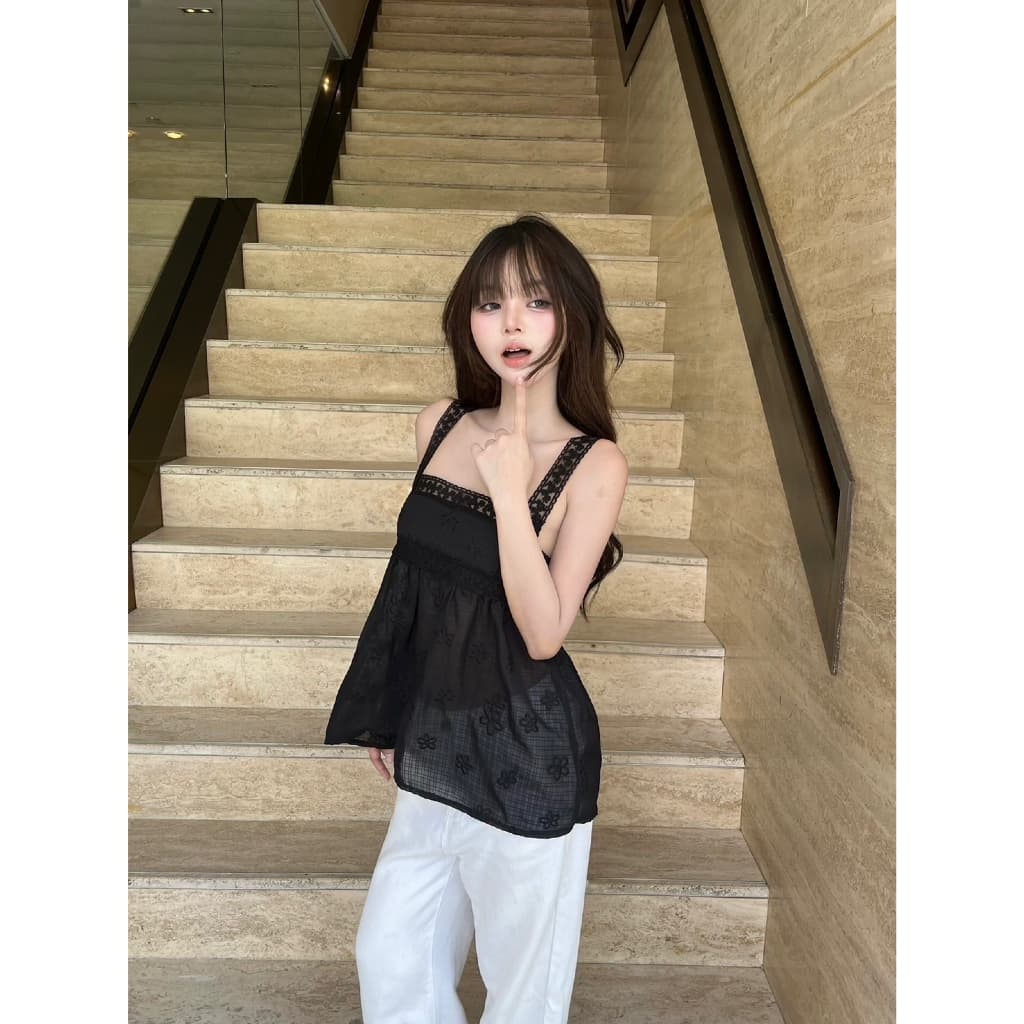 เสื้อสายเดี่ยวแต่งสายลูกไม้ สม็อคหลัง -nuttm / VB0681 รูปที่ 4