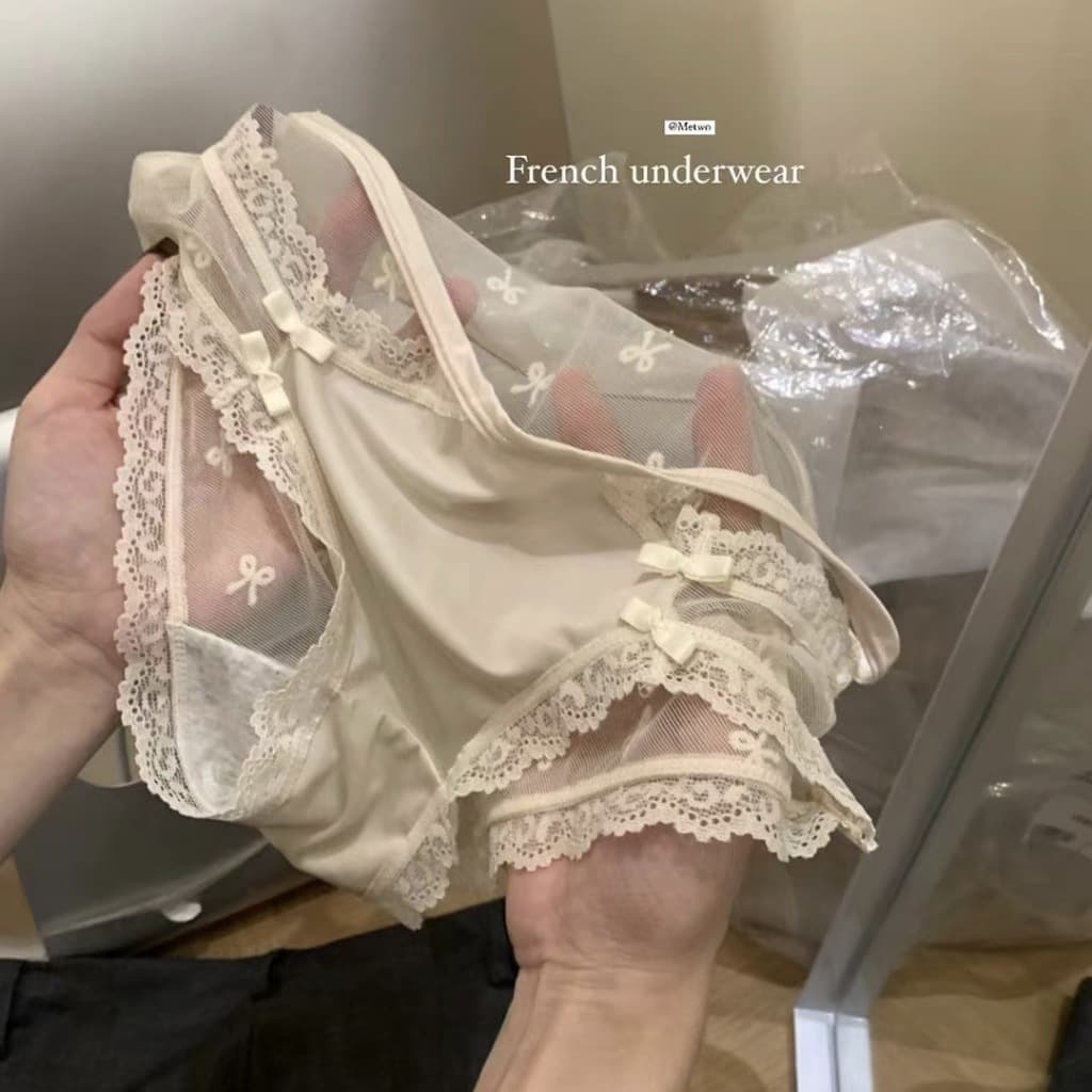 SexyGirlกางเกงในลูกไม้สไตล์ฝรั่งเศส กางเกงในสตรี มีหลายสีให้เลือก ตกแต่งด้วยโบว์ ระบายอากาศได้ดีและสวมใส่สบาย. รูปที่ 3