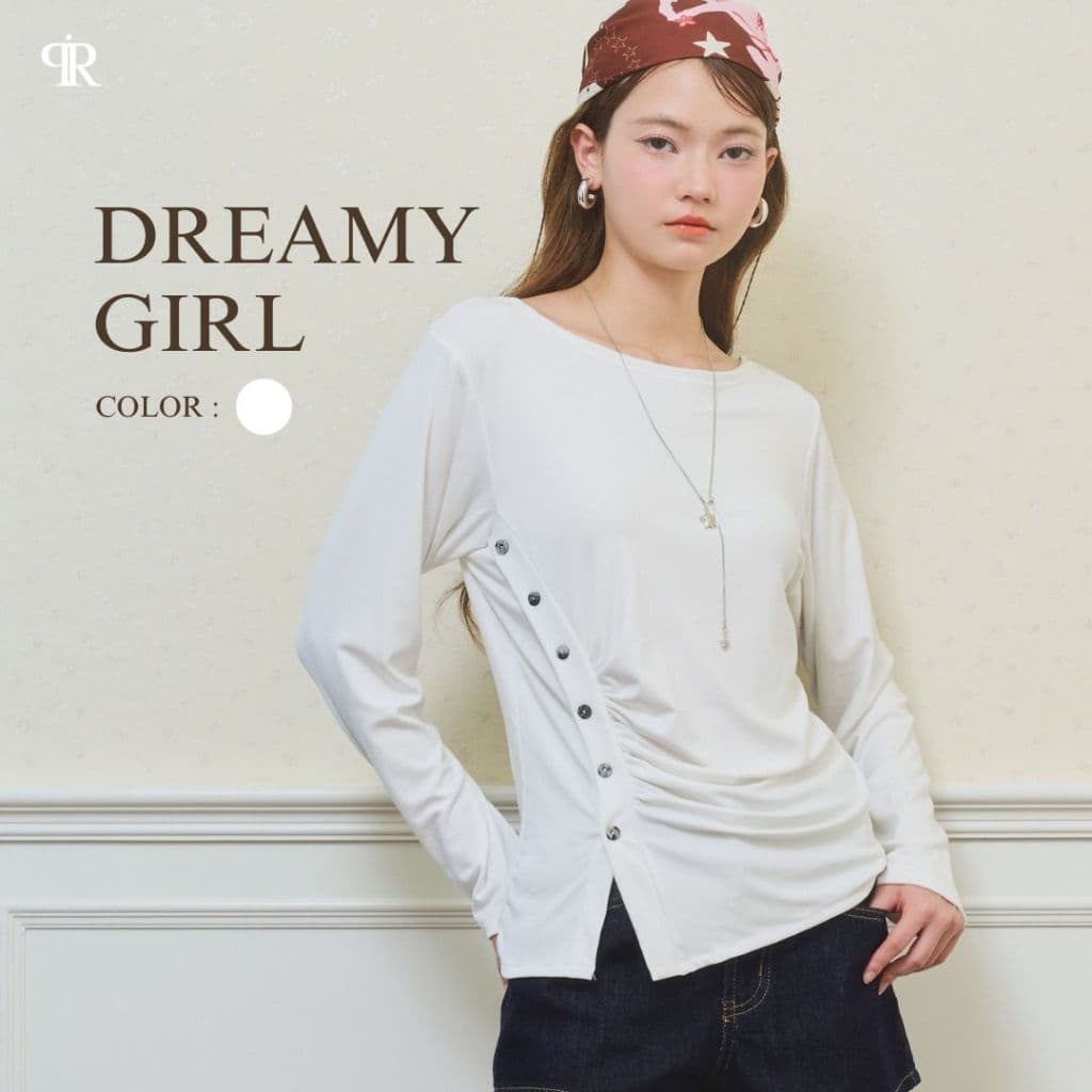 Panchitar Dreamy Girl – เสื้อแขนยาว ดีเทลจับย่นและกระดุมด้านข้างช่วยให้ทรงดูนุ่มนวลใส่ง่าย ให้ลุคเรียบแต่ยังมีความน่ารัก รูปที่ 1