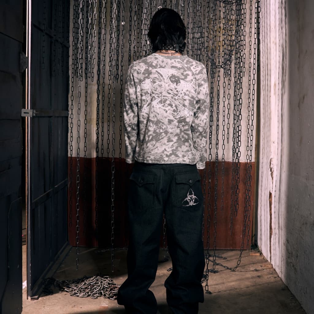 22wrldwidee Lovesickness Long Sleeve Camo Jersey เสื้อcamo waffle ลายโลโกแบรนด์ โครตเฟี้ย รูปที่ 6