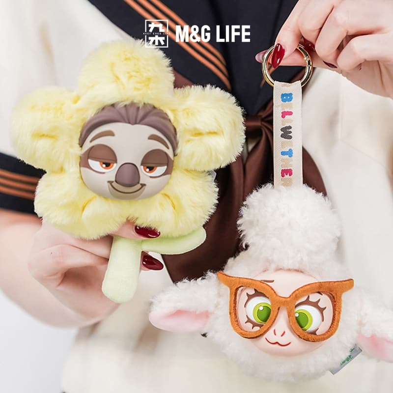 M&G LIFE x Disney Zootopia Series Plush Charm Figurine 1pcs Blind Box รูปที่ 1