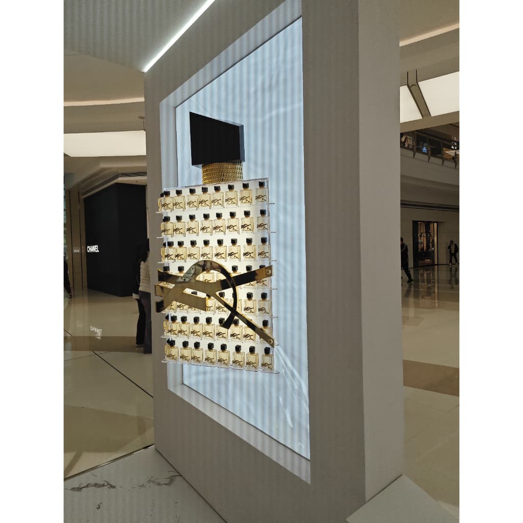 YSl LIBRE EAU DE PARFUM 90 ML น้ำหอมกลิ่นดอกไม้ติดทนนานสำหรับผู้หญิง รูปที่ 3