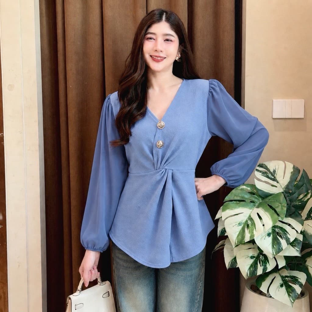 เสื้อแฟชั่น ผ้าวูลเวฟ แขนยาวผ้าซีฟอง อกไขว้เอวเกลียว แต่งกระดุมเมอแรง ผ่าหน้า สม็อคหลัง LG282 รูปที่ 5