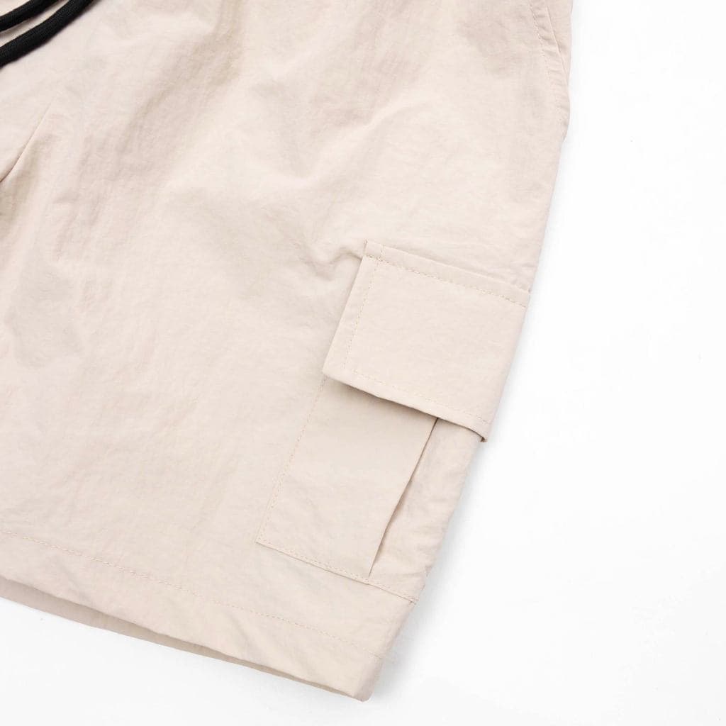 URTHE - กางเกงขาสั้น คาร์โก้ รุ่น NYLON CARGO SHORTS รูปที่ 5