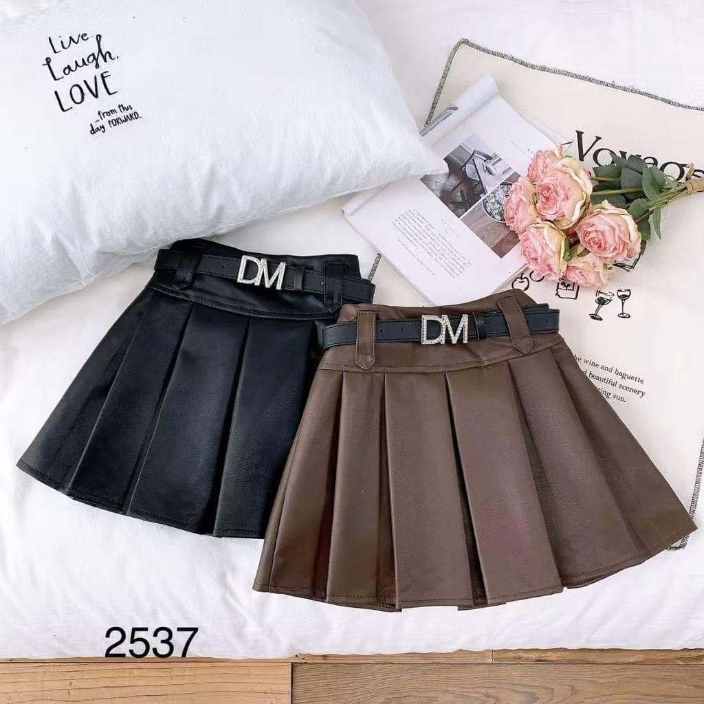 *ส่งด่วนจากไทย* ชุดเต้น Cover เสื้อหนัง กระโปรงหนังและกางเกงขาสั้น แบบลิซ่า สำหรับเด็ก ความสูง 110-150 cm รูปที่ 7