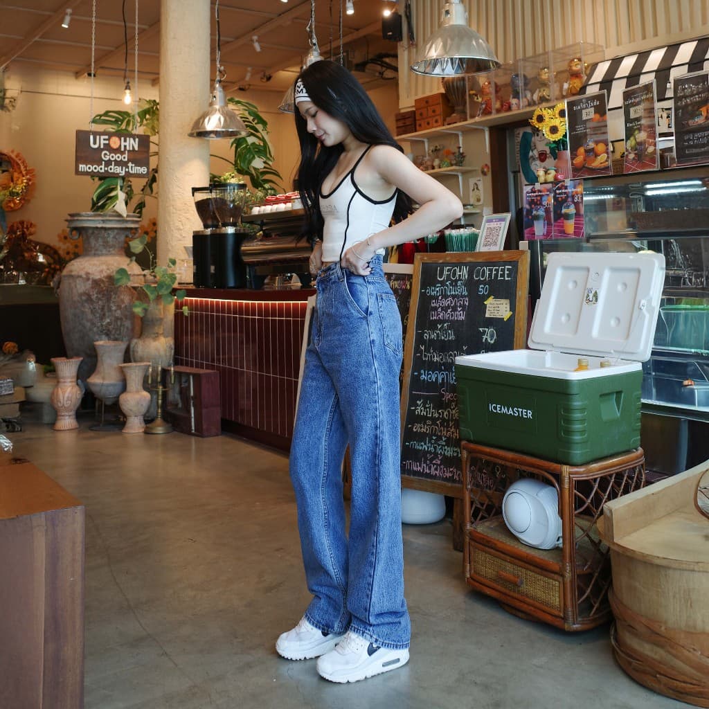 กางเกงยีนส์เอวสูงทรงกระบอกจับจีบ รุ่น Pleated Jeans รูปที่ 6