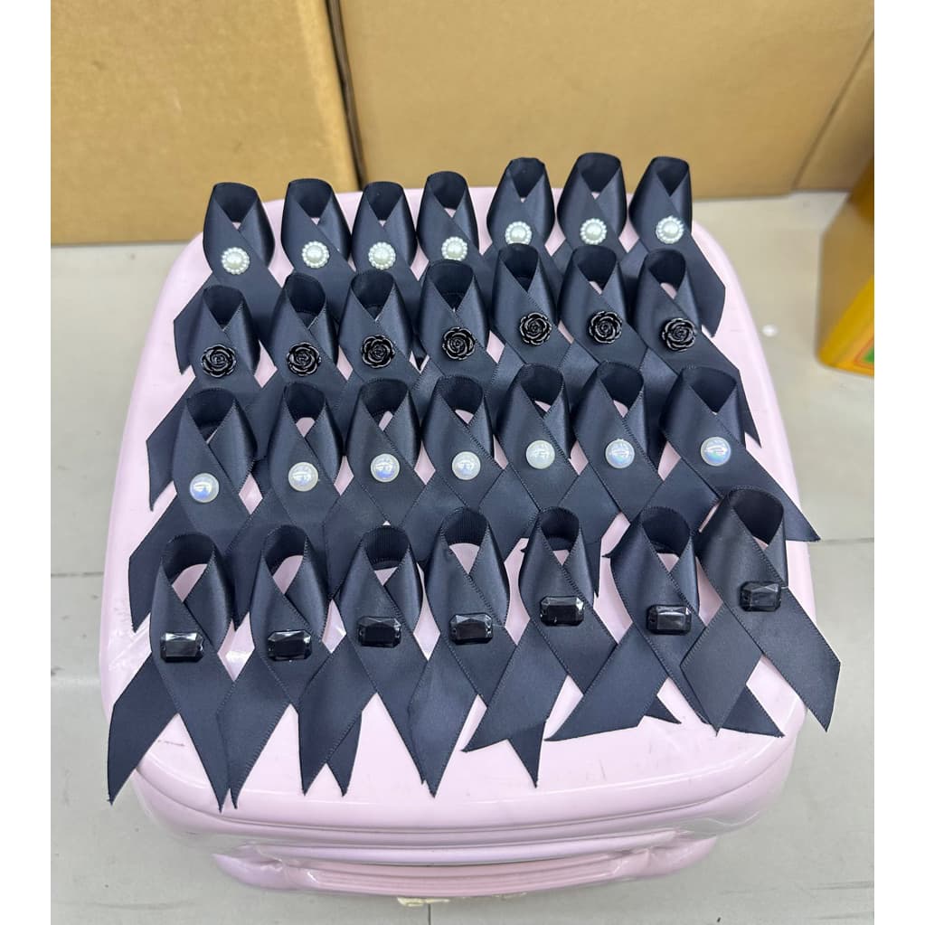 ส่งด่วน! มี18แบบ โบว์ดำ โบว์ไว้อาลัย โบว์ไว้ทุกข์ ติดเสื้อ สีดำ รูปที่ 9