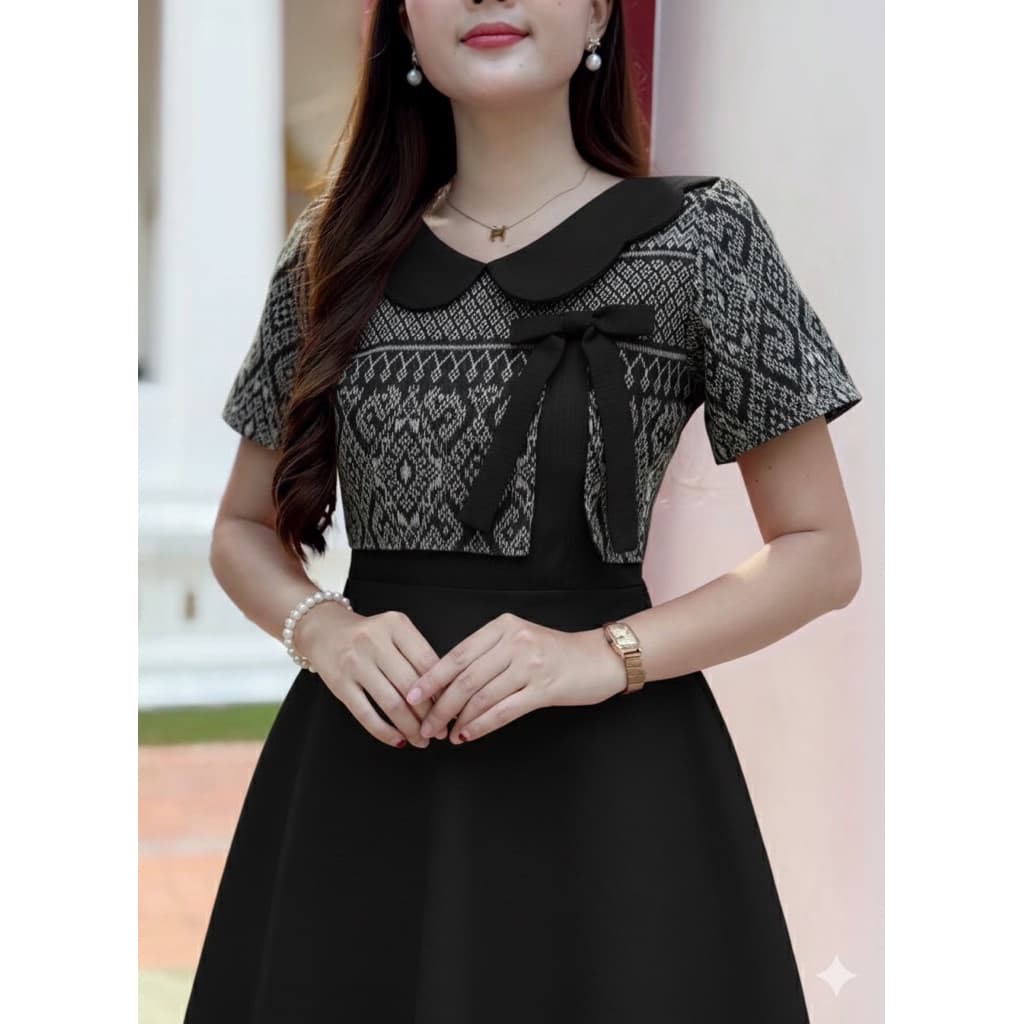PIRA DRESS เดรสผ้าฝ้าย ทอลาย งานอัดกาวทั้งชุด รูปที่ 2
