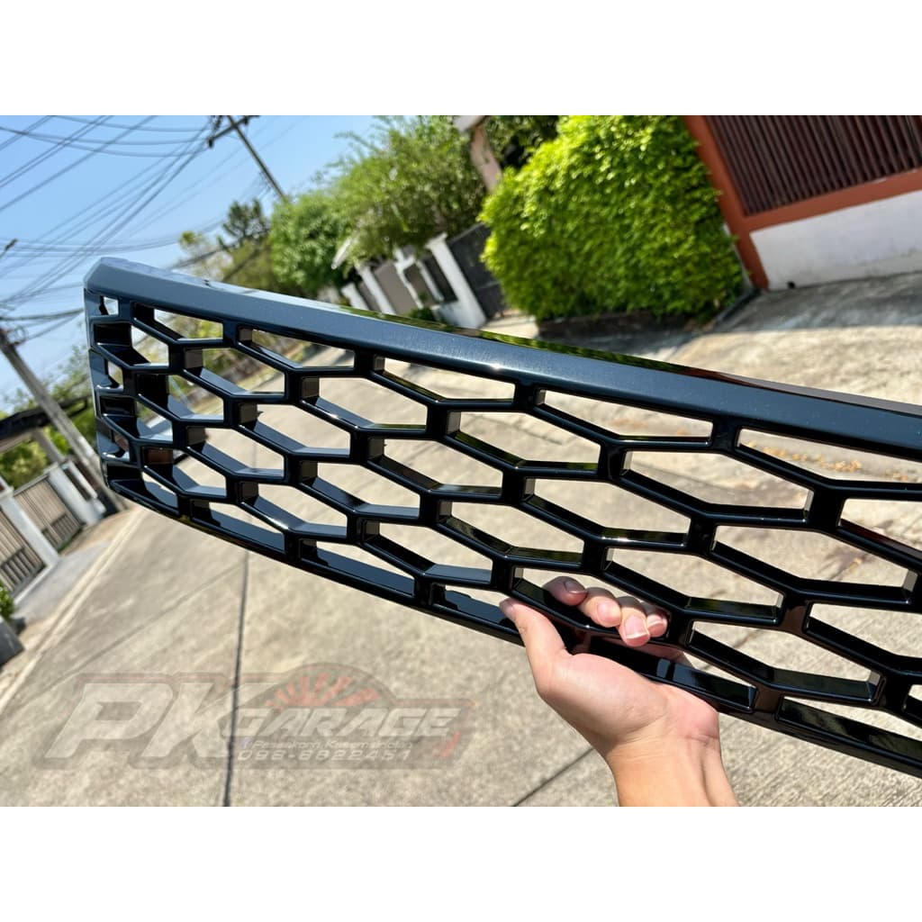 ของแท้ครับ!! กระจังหน้าทราโว่ HiluxTravo ToyotaHiluxTravo ของใหม่แท้ศูนย์ พาร์ทอะไหล่แท้ ถูกชัวร์ รูปที่ 4
